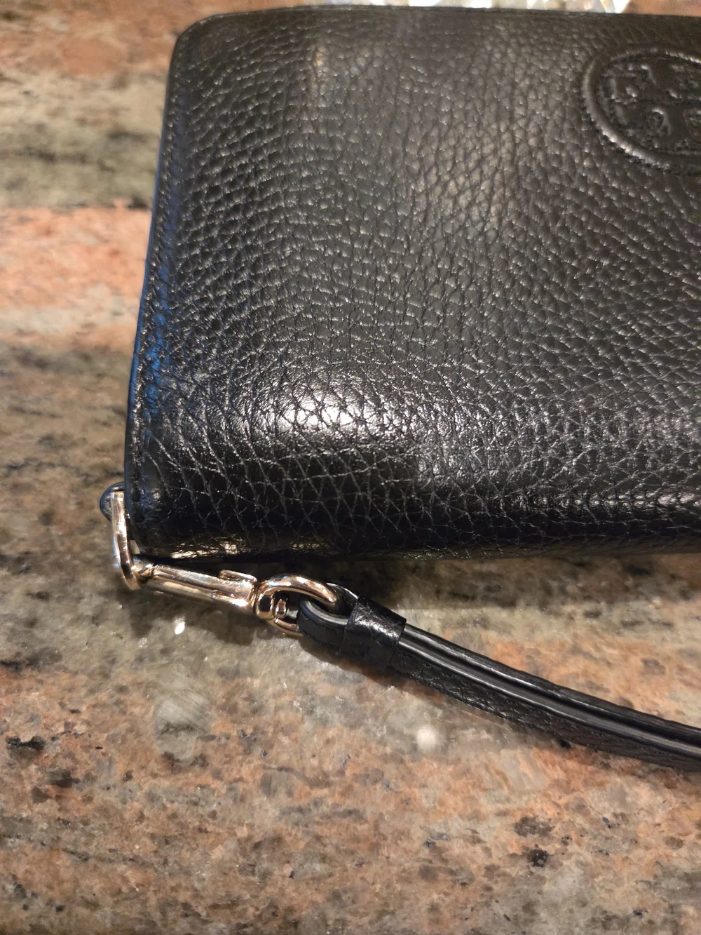 Tory Burch compact tory